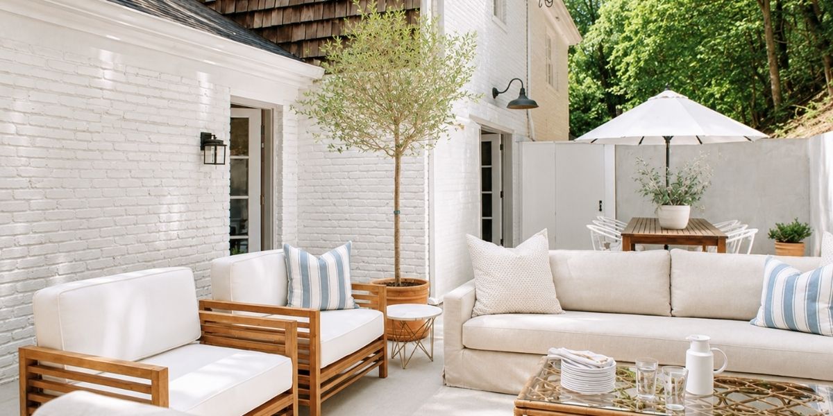 4 Ideas to Spruce Up Your Patio for Spring