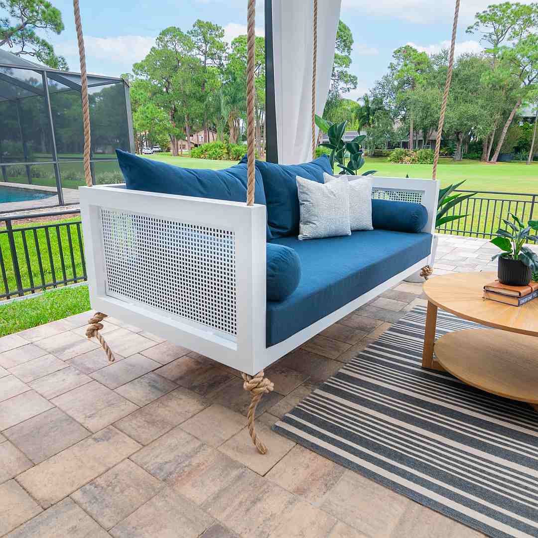 The Debbie Swing Bed - Crib Size