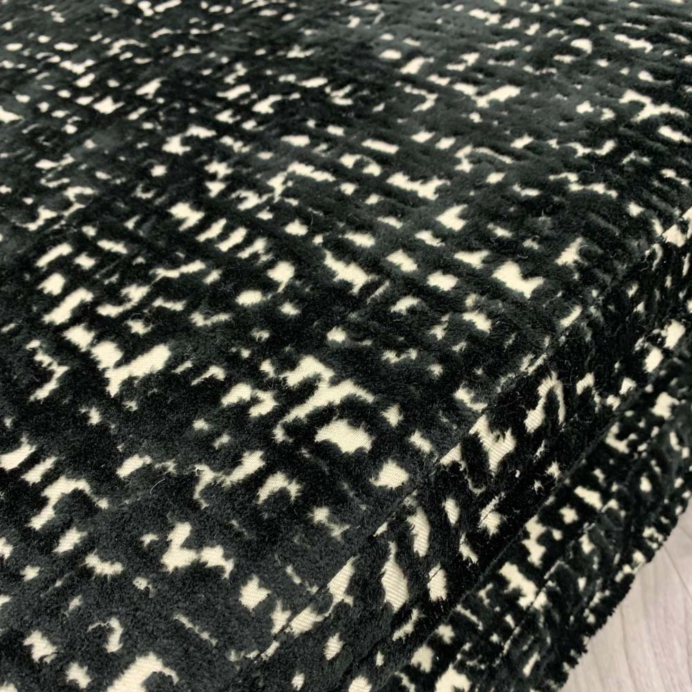 Suburban SV16319-12 Black Nostalgia Prints and Wovens Collection Indoor Upholstery Fabric