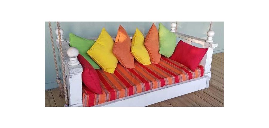 Bold Daybed Cushion Cover Makes Great Focal Point on Porch