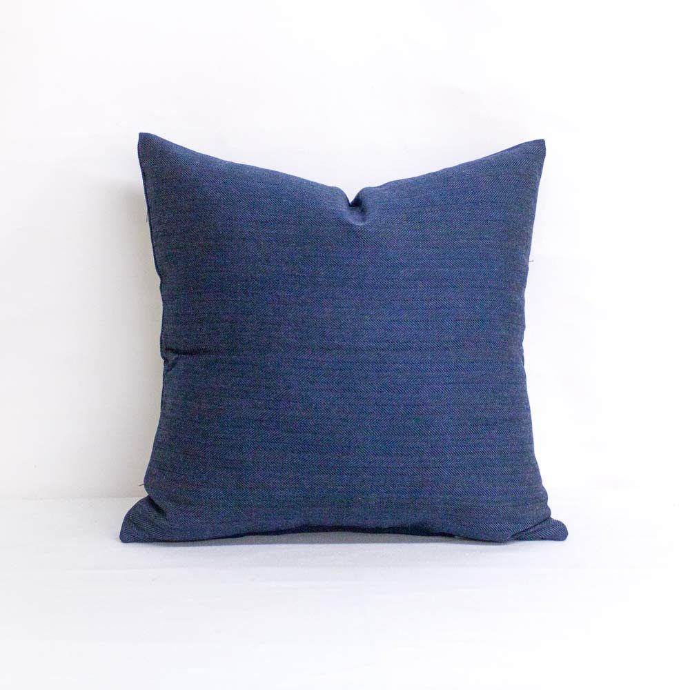 Finch 18-Inch Pillow - Sunbrella Fabric - PI-18x18-B